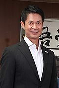 湯﨑英彦氏