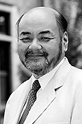 新川達郎氏