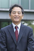 松下啓一氏