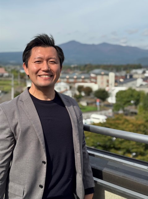 石井 雄介 氏