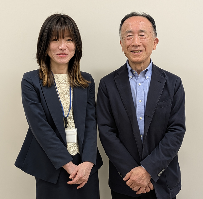 （左から）大分県自治人材育成センター市町村職員研修課・吉川圭子さん、同課長・薬師寺和美さん。