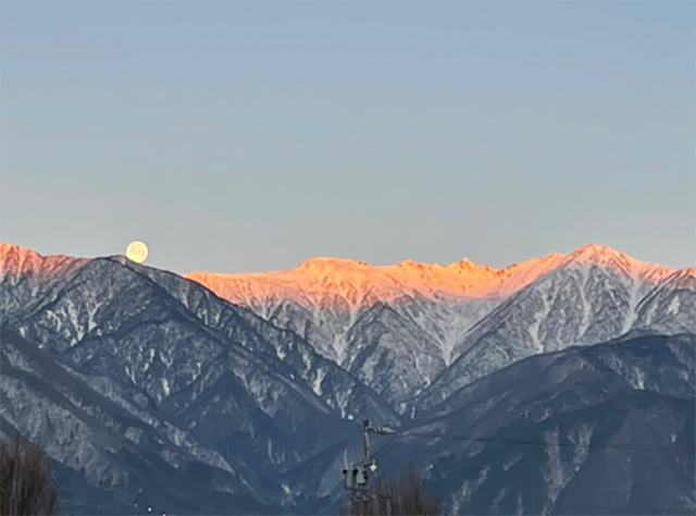 自治体DXナビ17　中央アルプスの様子