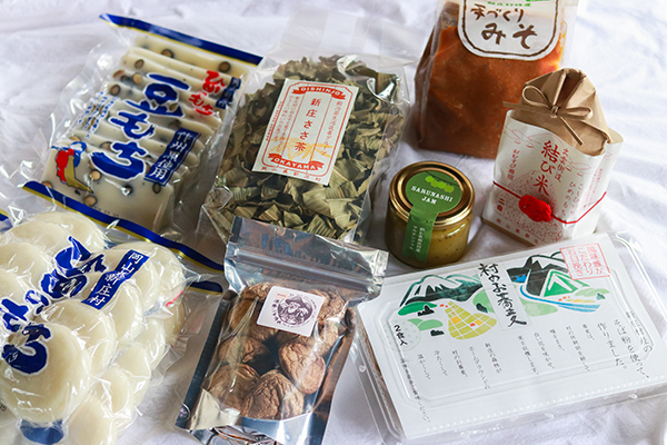 「冬のふるさと小包」の写真