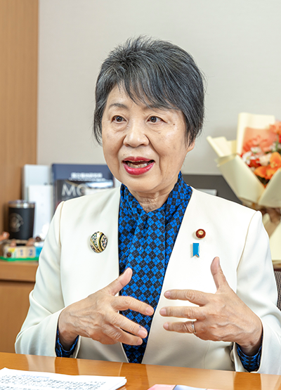上川陽子さんの写真
