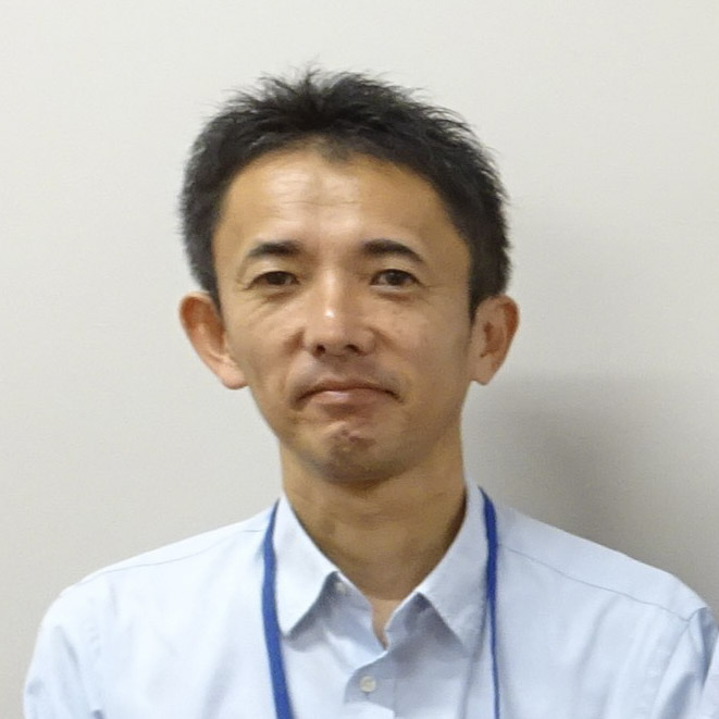 三信裕司  氏