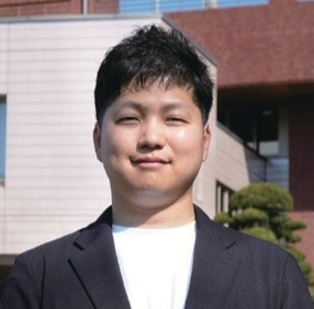 渡辺亮 氏