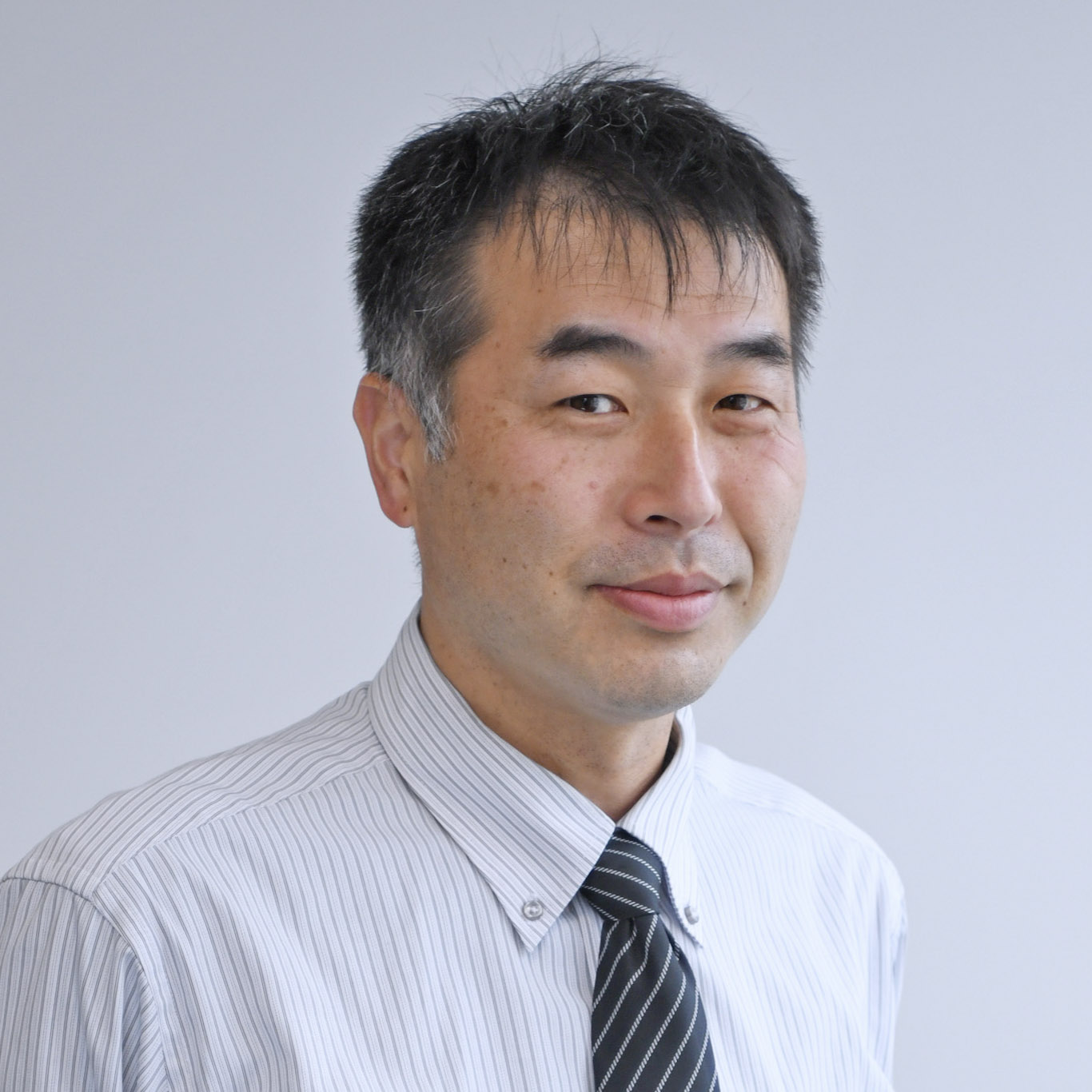 上甲宏之 氏
